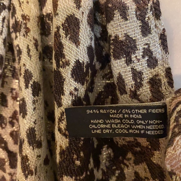Ann Taylor scarf - Picture 6 of 7